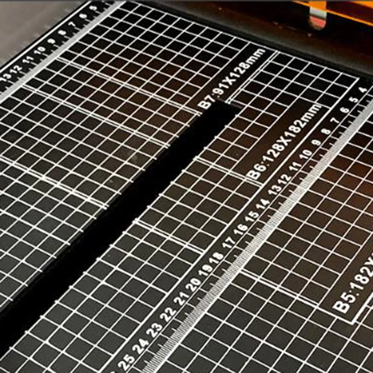 40mm Électrique De Papier Coupeur Guillotine avec Gridlines Coupes Cardstock Cartes De Commerce en Cuir Automatique Bureau École Craft Travail